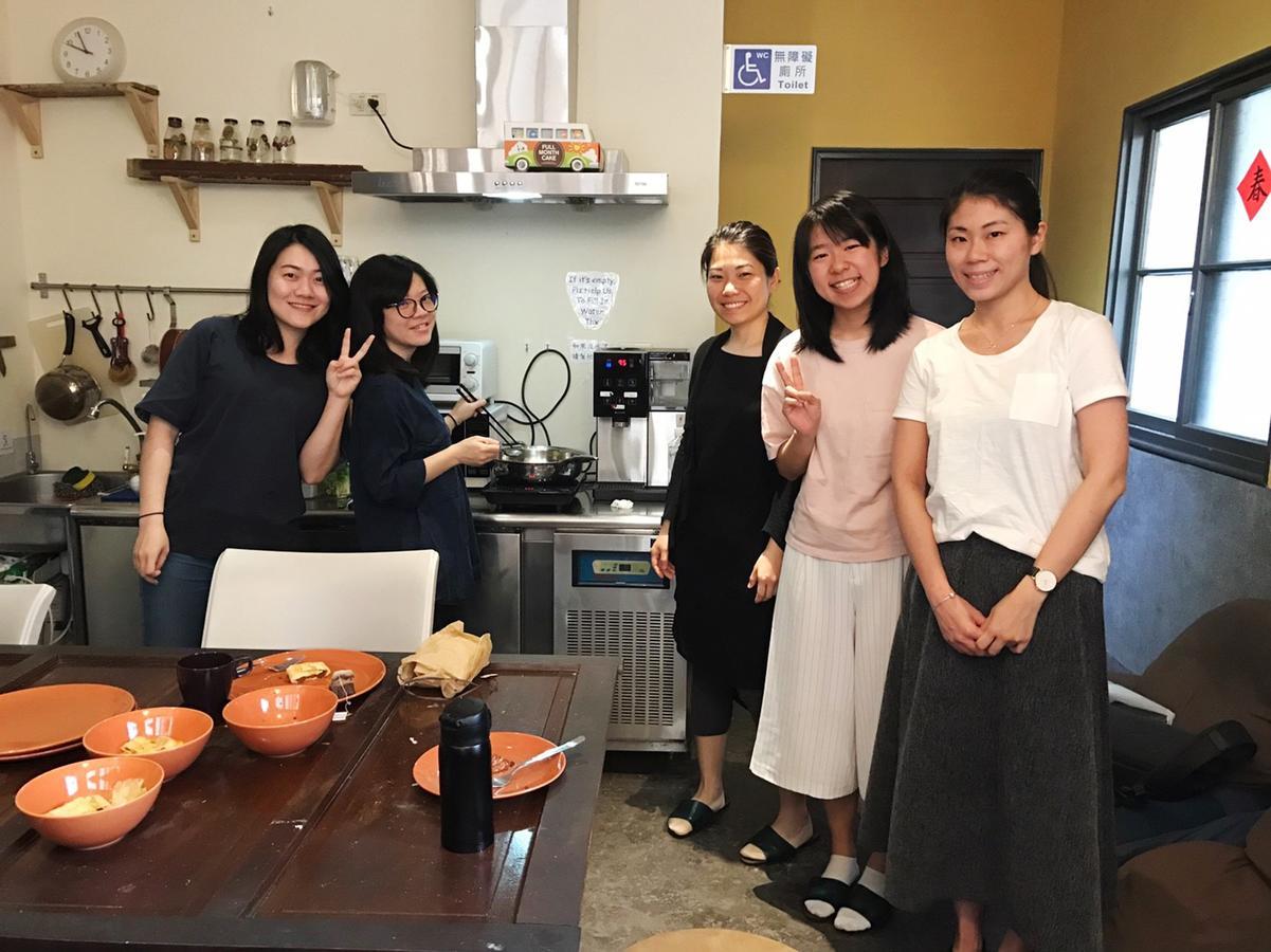 Good Garden Female Hostel Tainan Exterior foto